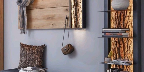 Hol primitor cu mobilier din lemn reciclat